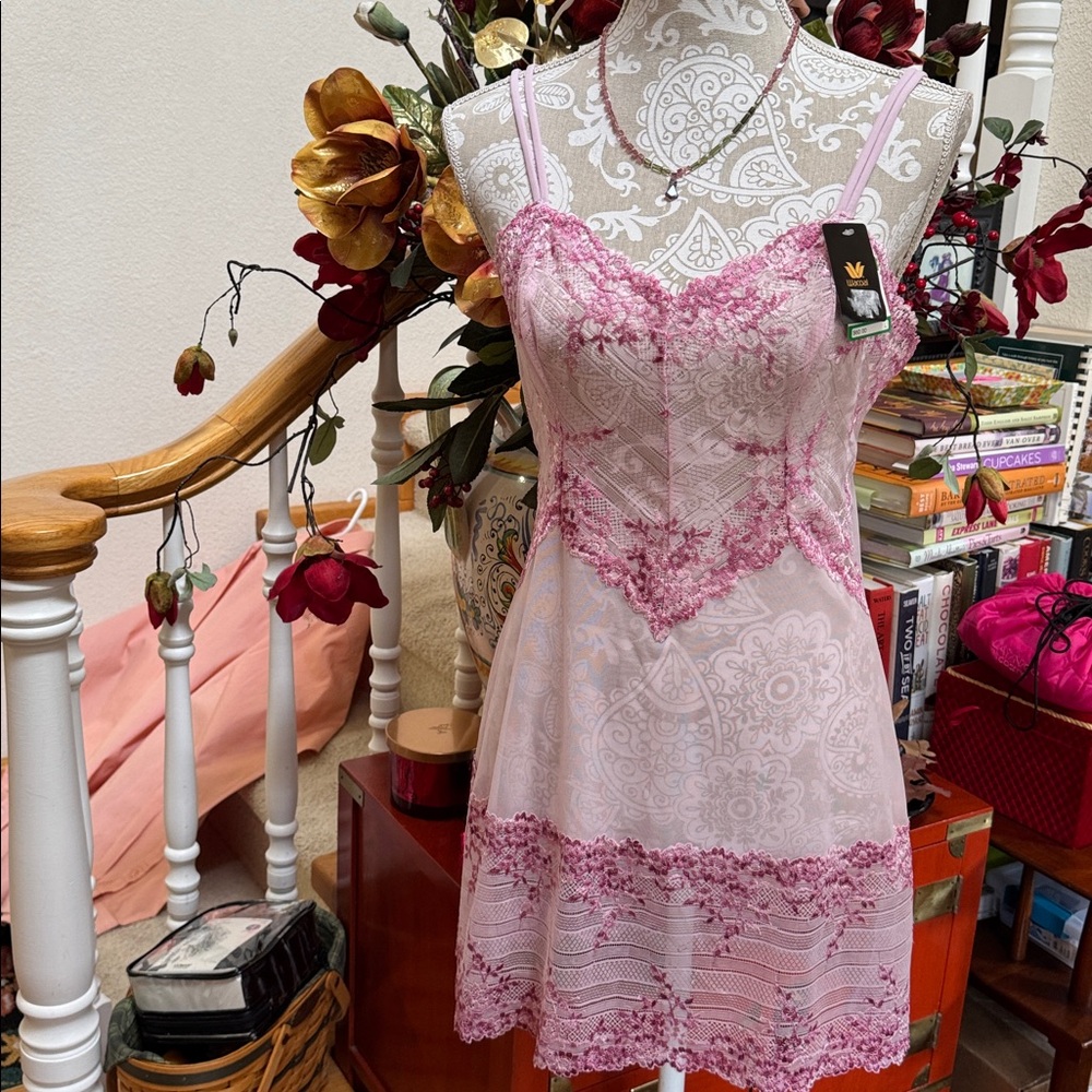 WACOAL  ❤️ EMBRACE LACE CHEMISE 💋 SZ LARGE 💖NEW WITH TAGS FOR GIFTING